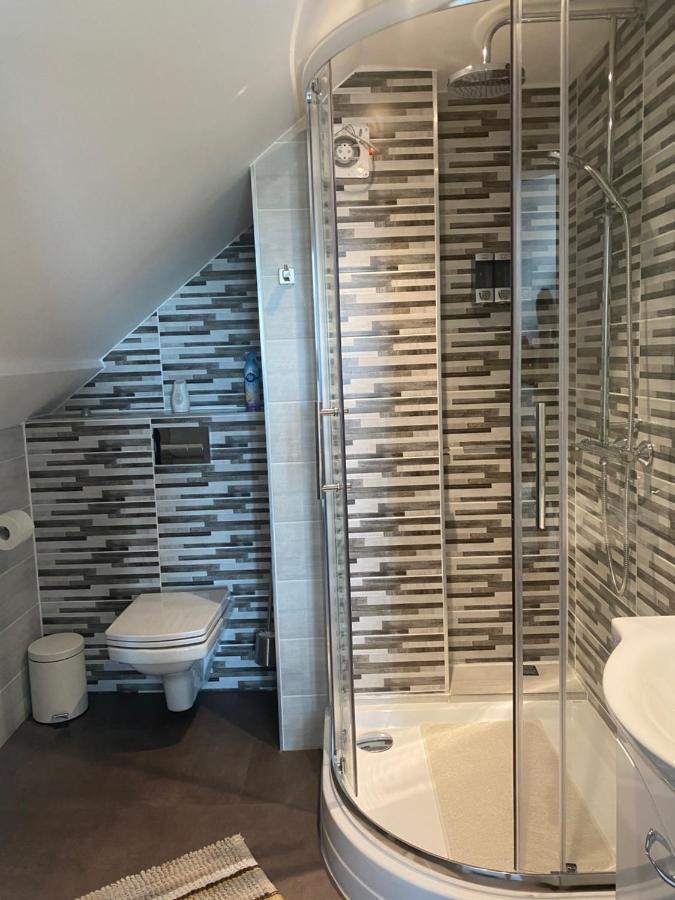 Maria Vendeghaz Hotell Mernye Eksteriør bilde